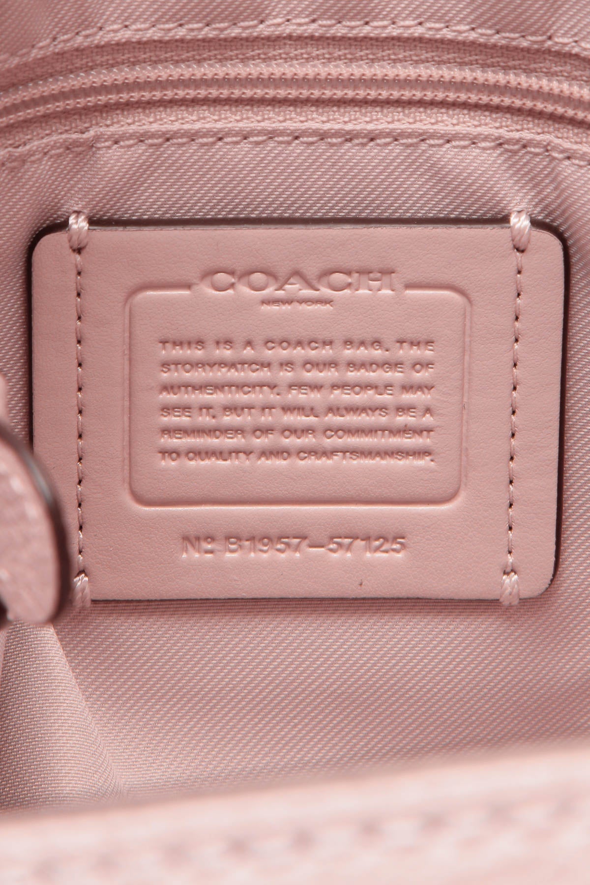 Hallie Shoulder Bag - Pink