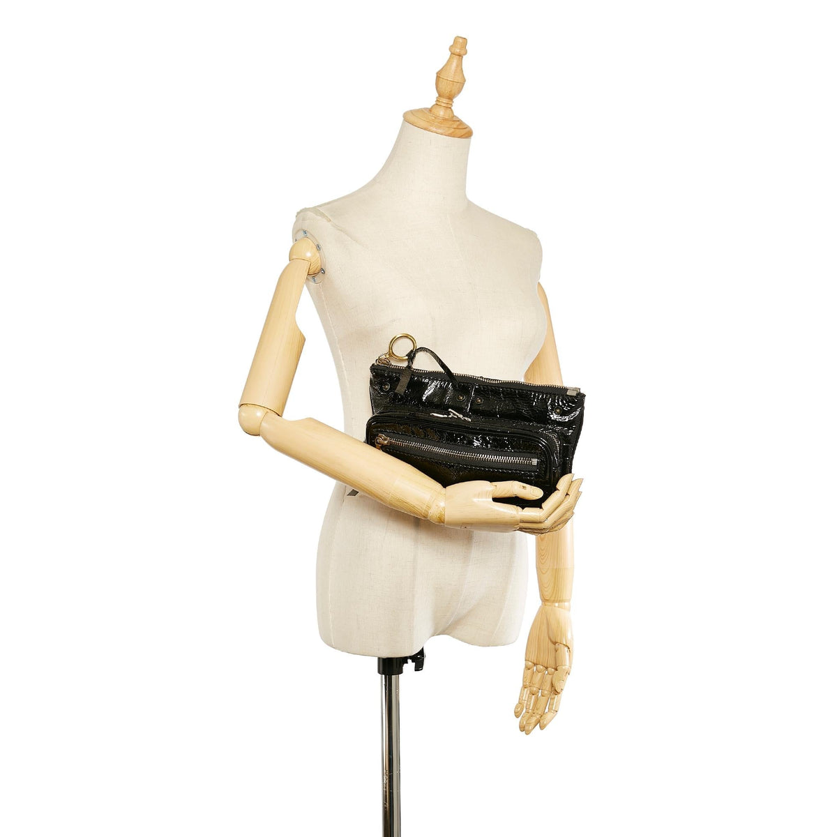 Chloe Betty Patent Leather Clutch (SHG-24299)