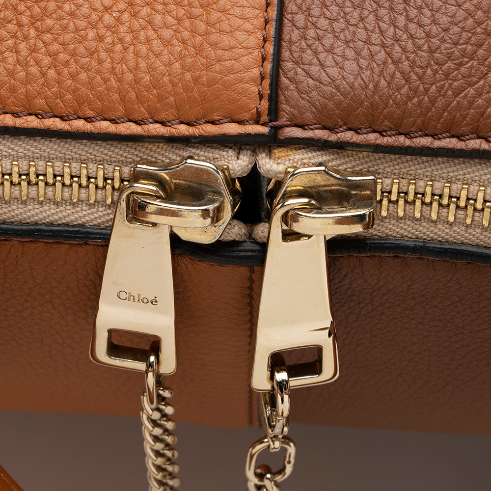 Chloe Leather Baylee Medium Shoulder Bag (SHF-15738)