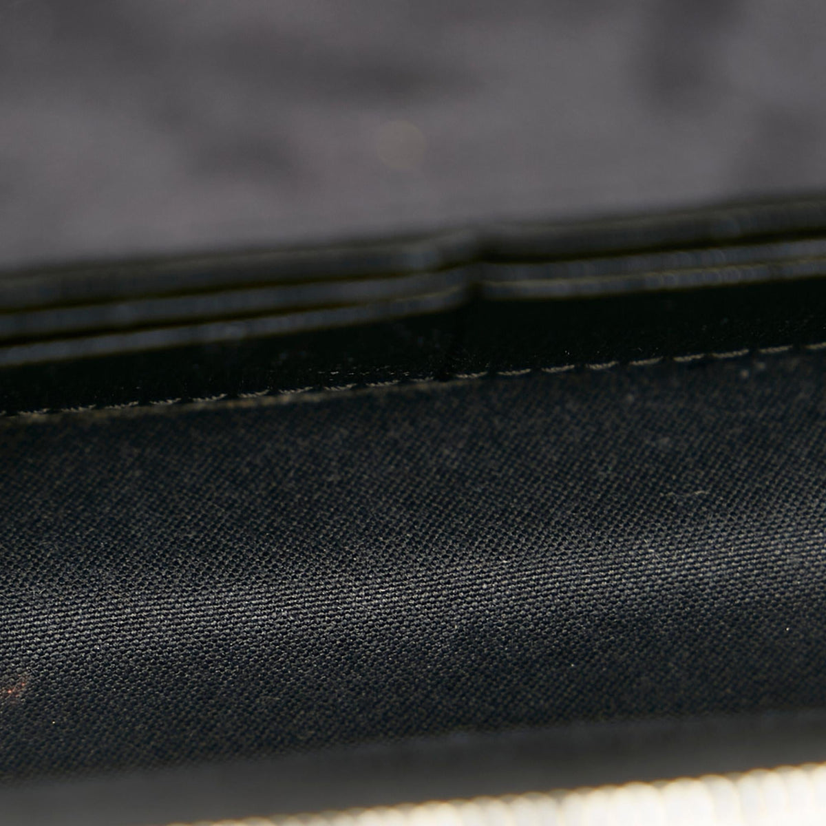 Fendi Karlito Leather Wallet on Chain (SHG-26654)